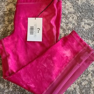 Zyia Active Fuchsia Hendrix Mesh Light n Tight Hi-Rise Capri